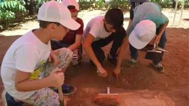 Mardin'de Çocuk Arkeologlar İş Başında