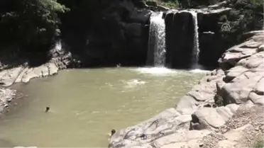 Sıcaktan Bunalanların Adresi 'Çiseli Şelalesi'