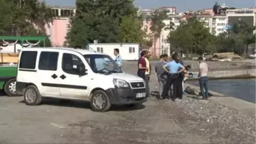 Kadıköy'de İki Hafta Önce Denize Düşen Gencin Cesedi Bulundu