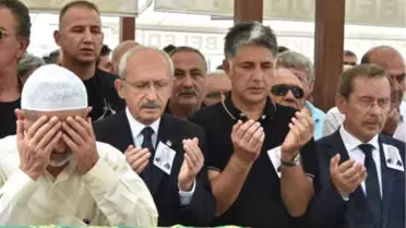 Kılıçdaroğlu, CHP Konya Eski İl Başkanı Ünal'ın Cenazesine Katıldı