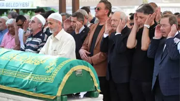 Kılıçdaroğlu Konya'da Cenazeye Katıldı