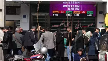 ABD Ambargosu Altındaki İran'da Dolar Rekor Kırdı