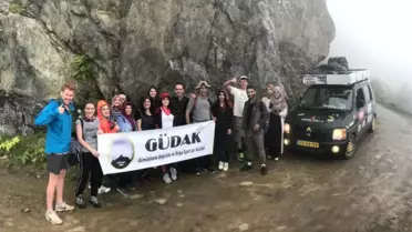 Gümüşhaneli Dağcılar Dünyanın En Tehlikeli Yolunda