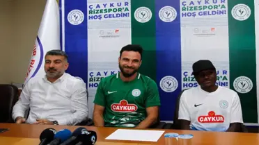 Çaykur Rizespor'da Aminu Umar ve Musa Çağıran İmzayı Attı