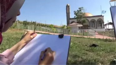 Tarihi Mekanlar Karakalemle Çizildi