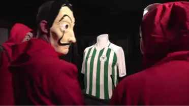 Konyaspor, Yeni Sezon Formalarının Tanıtımını Ünlü Dizi La Casa De Papel'den Esinlenerek Hazırladı