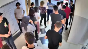 Yakalanınca Pencereden Atlayan 'Joker' Adayın Ayakları Kırıldı