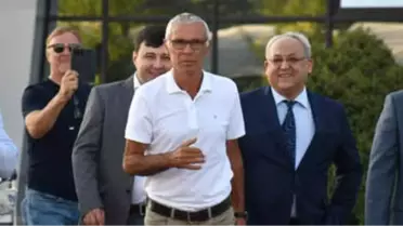 Özbekistan Futbol Federasyonu, Cuper'i Basına Tanıttı