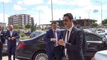 Bakan Pakdemirli: 'Kurbanlık Hayvan Büyükbaş 1,2, Küçükbaş 3,8 Milyon'