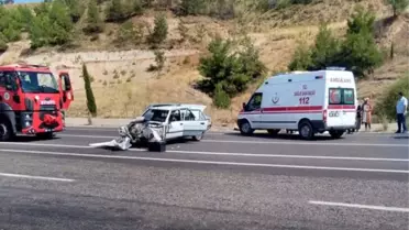 Düğün Konvoyunda Kaza: 4 Yaralı