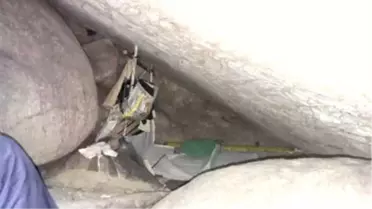 Endonezya'da Bir Şaman Tarafından 15 Yıldır Mağarada Tutulan Kadın Kurtarıldı