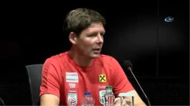 Oliver Glasner: 'Beşiktaş'a Sürpriz Yapmaya Çalışacağız'