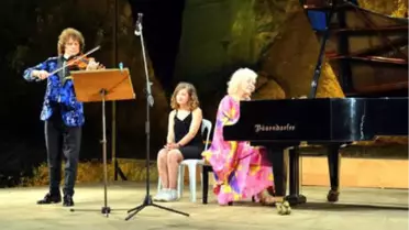 Bodrum'da Gülsin Onay ve Alexander Markov'dan Müzik Ziyafeti