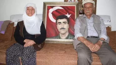 Öldürülen Kırmızı Listedeki Teröristin Şehit Ettiği Öğretmenin Ailesi Konuştu