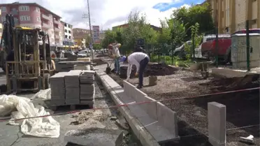 Ardahan'da Yol ve Kaldırım Çalışmaları Hızla Devam Ediyor
