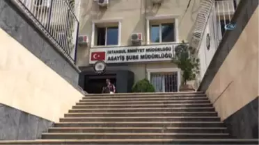 Yakalanan Oto Hırsızları Adliyeye Sevk Edildi