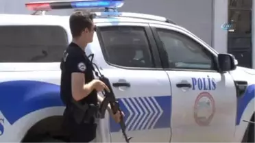 Adana'da Sokak Ortasında Çatışma: 1'i Çocuk, 3 Yaralı