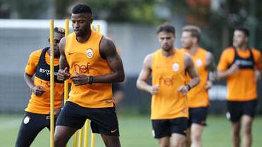 Galatasaray'da Ryan Donk Şoku!