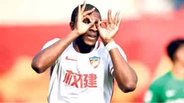 Gomis'e Karşılık Modeste!