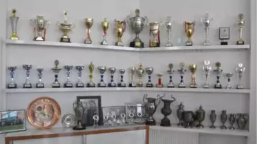 Denizlispor'un Saksı Yapılan Kupaları Ait Olduğu Yere Döndü