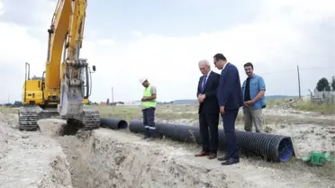Başkan Saraçoğlu, Kanalizasyon Çalışmalarını Yerinde İnceledi