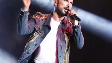 Megastar Tarkan, 45 Yıllık Hayatını Beyazperdeye Aktarmak İçin Kolları Sıvadı
