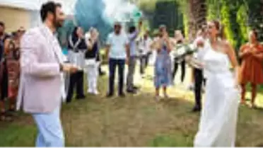 Bu Akşam Dünya Evine Girecek Olan Bengü Baba Evinden Davul ve Zurnayla Çıktı