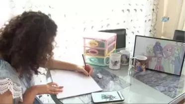 Sol Eline Hem Hayallerini Hem Hayatını Sığdırıyor