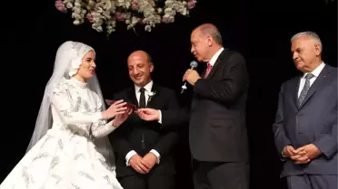 Cumhurbaşkanı Erdoğan Nikah Şahidi Oldu