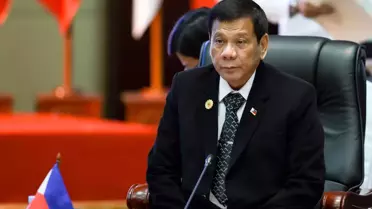 Filipinler Devlet Başkanı Rodrigo Duterte: Güzel Kadınlar Oldukça Tecavüz de Olacaktır