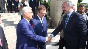 Bakan Gül, Bölge Adliye Mahkemesi Açılışı İçin Sakarya'da