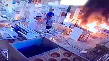 Mobilyacıyı Gasp Edip, İş Yerini Ateşe Veren Zanlılar Tutuklandı