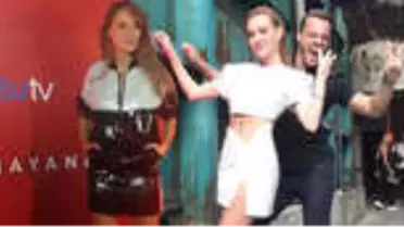 Serenay Sarıkaya ve Elçin Sangu, 'Yaşamayanlar'ın Galasına Şıklığıyla Damga Vurdu