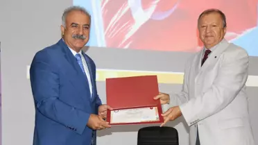 9.Ulusal Repredüksiyon ve Suni Tohumlama Bilim Kongresi Hatay'da Başladı
