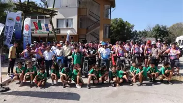 Bisiklet Tutkunları 'Pedalda Engel Yok' Sloganı ile 450 Kilometre Pedal Çevirecek