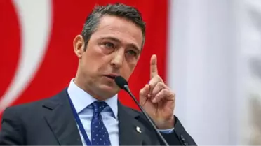 Fenerbahçe Başkanı Ali Koç, Aziz Yıldırım'a Yakınlığıyla Bilinen FB TV Genel Yayın Yönetmenini Görevden Aldı