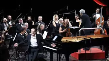 Fahir Atakoğlu'ndan Antalya'ya Özel Beste Sözü