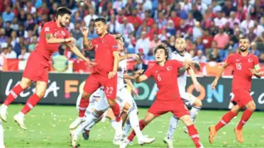 Mecburuz Sabredeceğiz