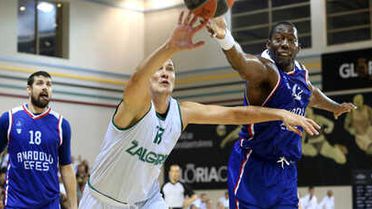 Anadolu Efes - Zalgiris: 79-83