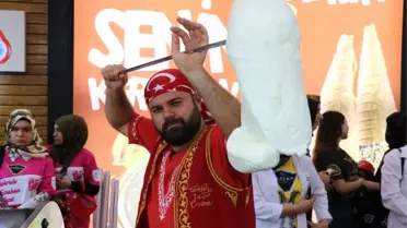 Dünyanın En Büyük Külah Dondurması Tescillendi