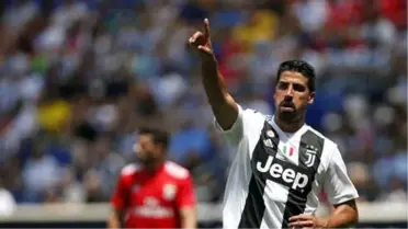 Khedira'dan Yeni İmza