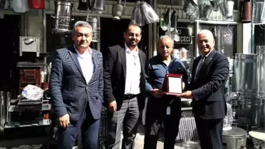 50 Yıllık Kalay Ustasına Ahilik Ödülü Verildi