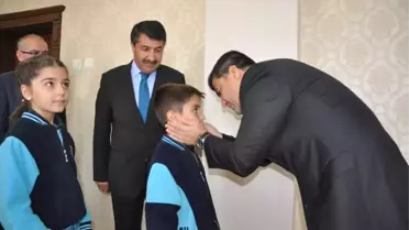 Kaymakam Sarı, İlköğretim Haftasında Öğrencileri Kabul Etti