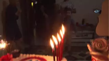 5 Yaşındaki Ömer Kayra Ayyıldız'a Tuttuğu Takımdan Doğum Günü Sürprizi