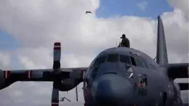 Fotoğraflar//teknofest'te Solo Türk'ün Gösterisi Nefes Geçti