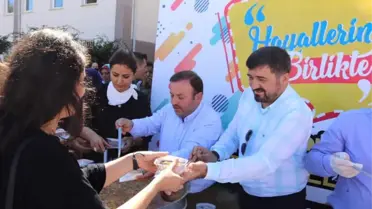 AK Parti Giresun İl Başkanlığından Öğrencilere Aşure İkramı