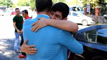 Dünya Şampiyonu Kerem Kamal'a Görkemli Karşılama