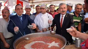 Zile'de Bin Kişilik Aşure Dağıtıldı