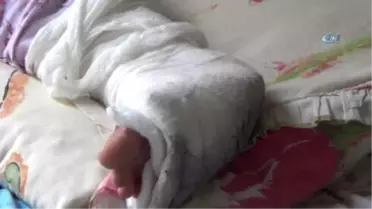 Aileleri Tarafından Kabul Edilmeyen Çift, Kömürlükte Yaşam Mücadelesi Veriyor