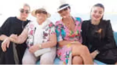 Modacı Kardeşiyle Yollarını Ayıran Hadise, Gardırobunu Yenilemek İçin 500 Bin TL Harcadı